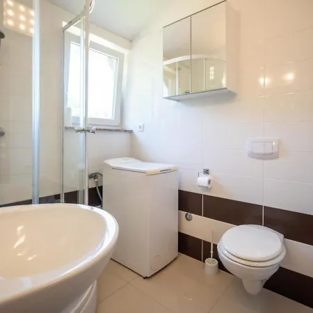 Graziani By Interhome *