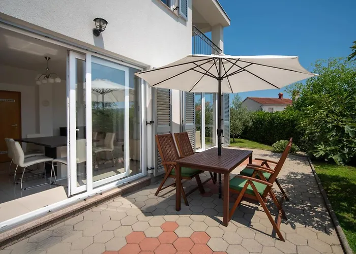 Graziani By Interhome *