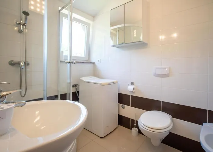 Graziani By Interhome *