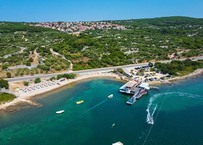 Graziani By Interhome * Kornić