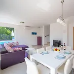 Graziani By Interhome * Корнич