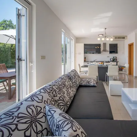 Holiday home Graziani By Interhome Kornic
