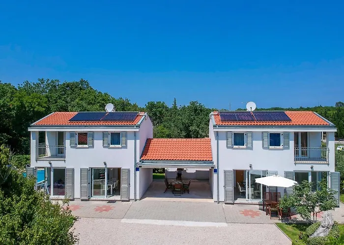 Graziani By Interhome